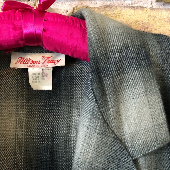 Vintage plaid jacket, men’s size large - Picture 2 of 3